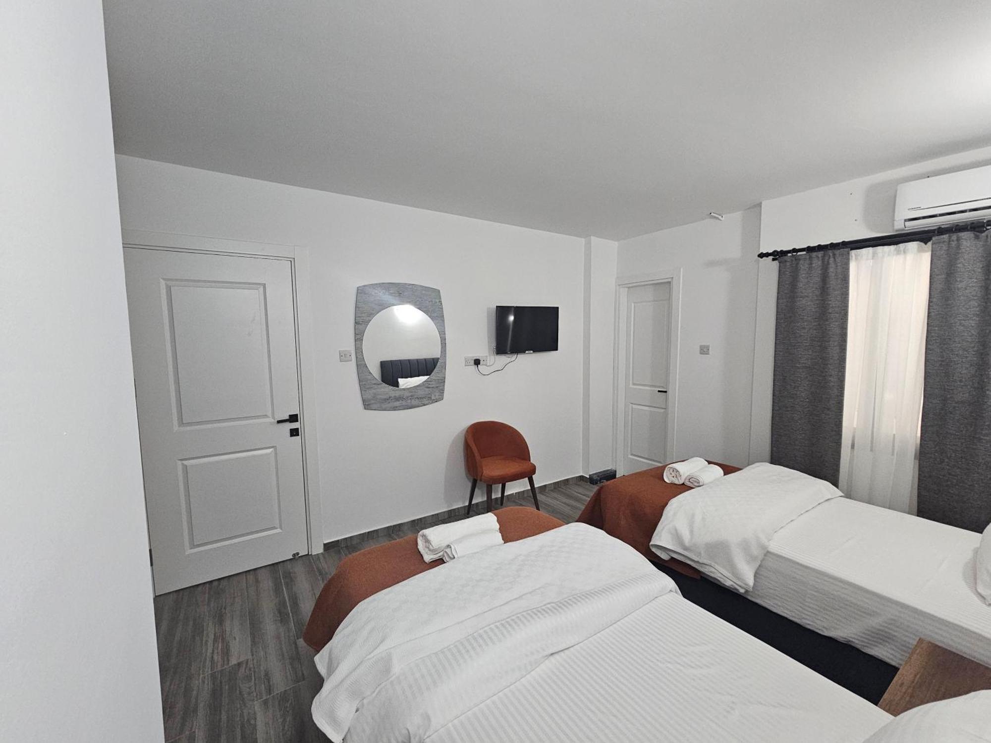 Cyprus Harbour Suites Kerýnia Eksteriør bilde